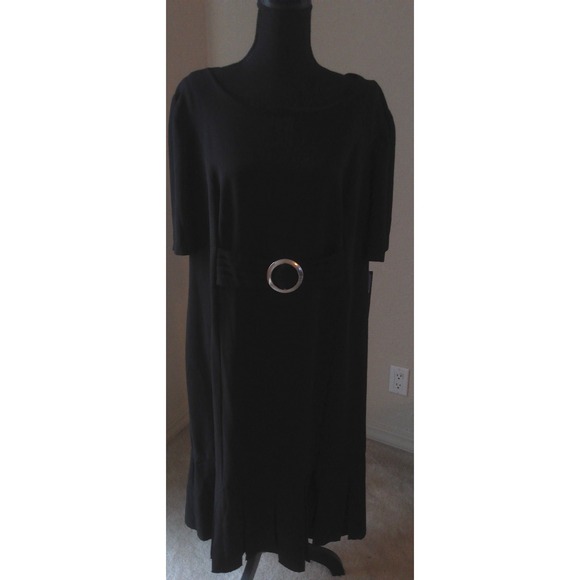 ALLEN KAY SIZE 18 BLACK DRESS WITH MOCK BELT AND PLEATED BOTTOM - Picture 1 of 8